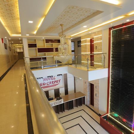 Hotel Red Carpet Tājganj Exterior foto