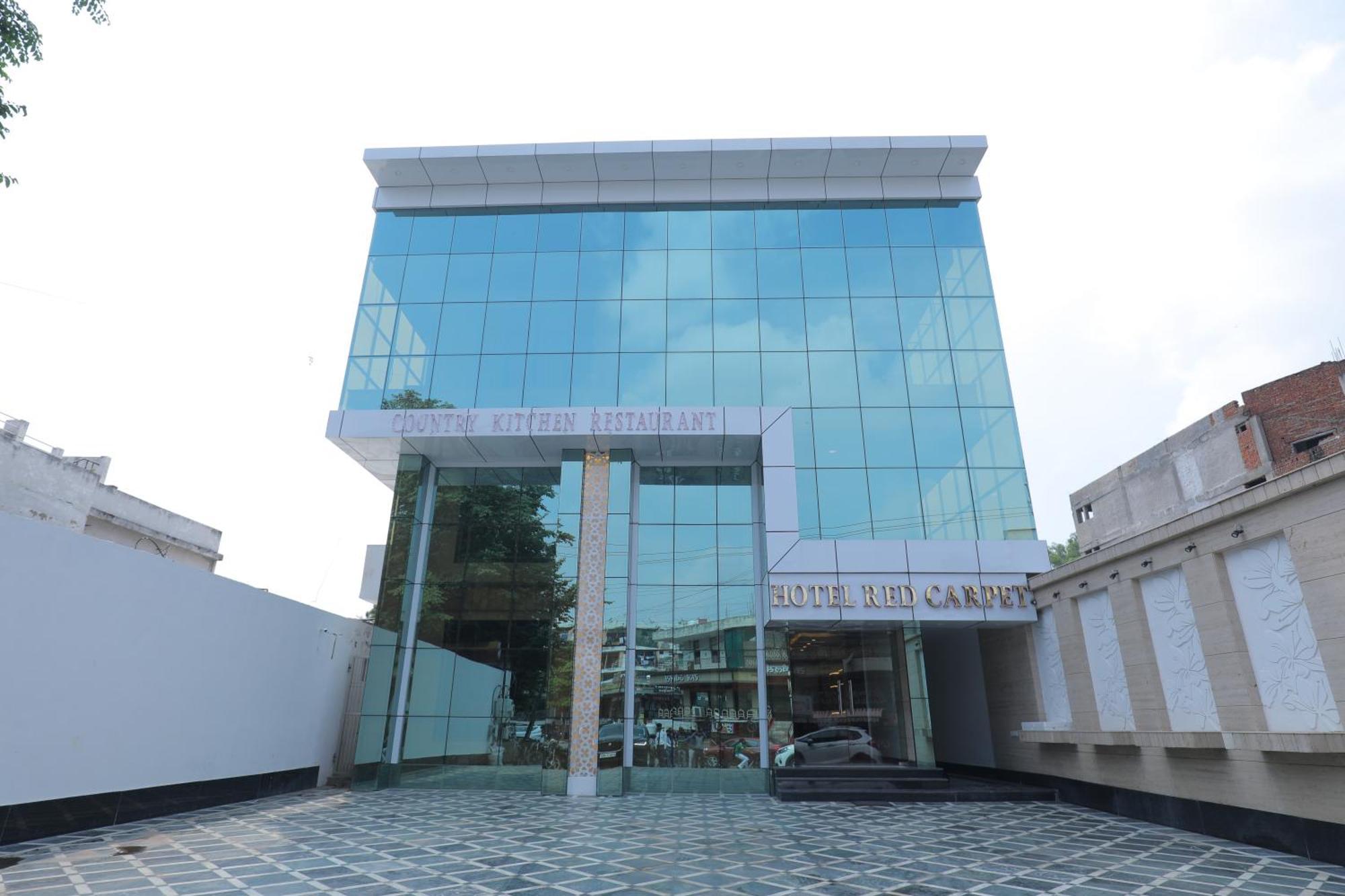 Hotel Red Carpet Tājganj Exterior foto